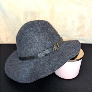 GAP 100% Wool Women’s Elegant Gray Wide Brim Heather Vintage Style Hat S/M